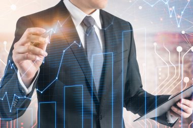 Adam şehirde sanal grafik çizim