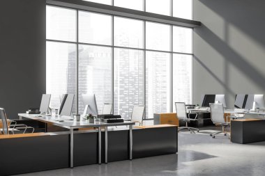 Gri panoramik ofis köşesi