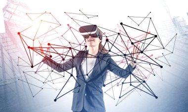 VR kulaklıkta kadın, ağ arayüzü