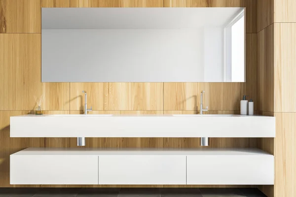 Nahaufnahme von Doppelwaschbecken im Badezimmer — Stockfoto