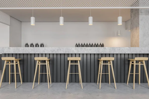 Modern bar iç mekanda şarap şişeleri