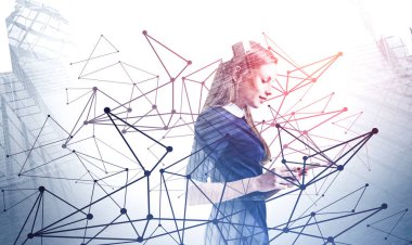 Akıllı telefon, ağ arayüzü ile İş kadını