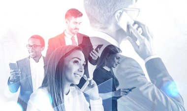 Akıllı telefonlar ile iş ekibi