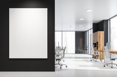 Posterile açık uzay ofis iç