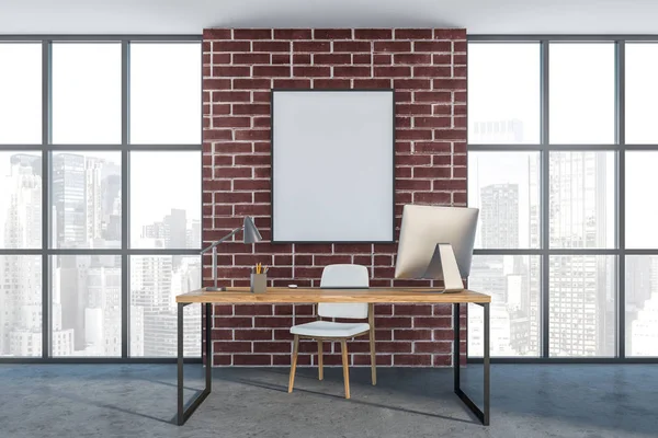 Brick wall manager ufficio interno con poster — Foto Stock