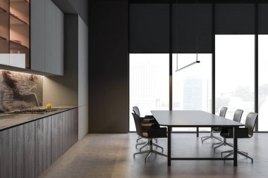 Gri mutfak, masa ve rafların yan görünümü