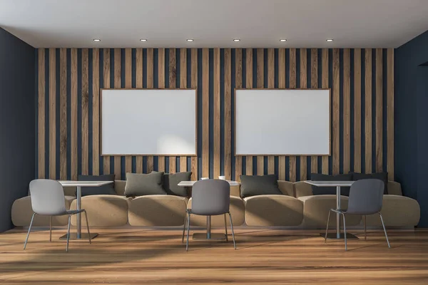 Interior de restaurante gris y madera con carteles — Foto de Stock
