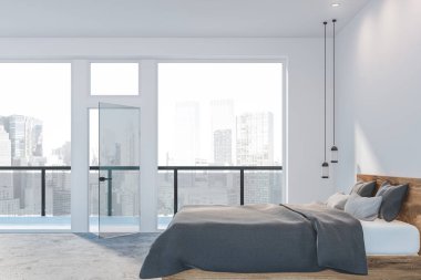 Beyaz yatak odasının içi balkonlu.