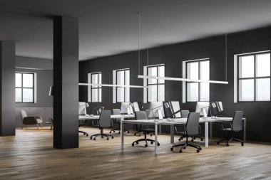 Endüstriyel tarz gri açık alan ofis köşesi