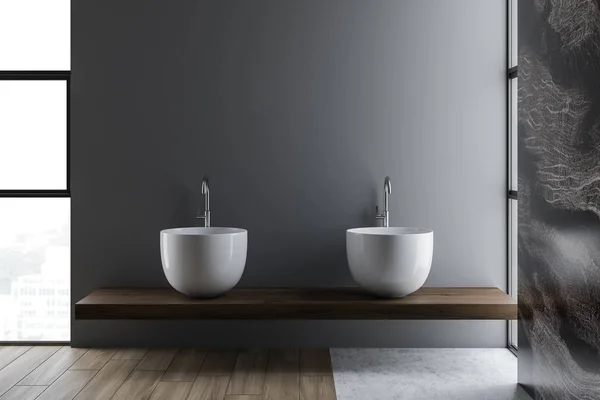 Μαρμάρινο και γκρίζο εσωτερικό μπάνιο με διπλό νεροχύτη — Φωτογραφία Αρχείου