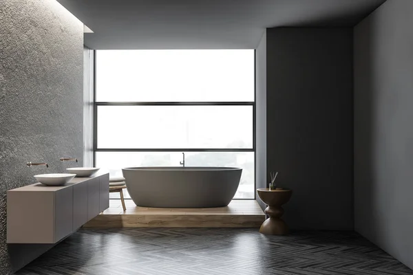 Élégant intérieur panoramique salle de bain en béton — Photo