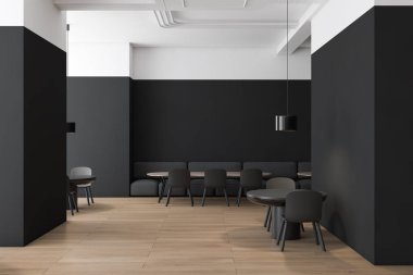 Kanepe ile siyah ve beyaz kafe iç