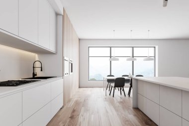 Masa ve sayaçlarla mutfak yan görünümü