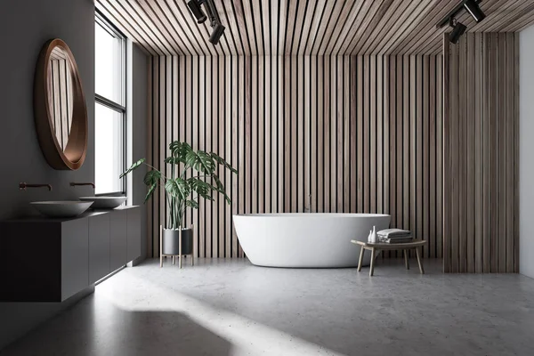 Bagno grigio e in legno, doppio lavabo e vasca — Foto Stock