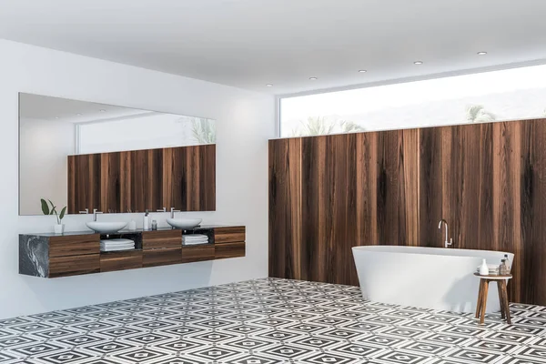 白と暗い木製のバスルームのコーナー — ストック写真