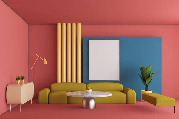 Рожево-синій інтер'єр вітальні з плакатом — стокове фото