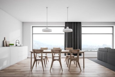 Beyaz mutfak iç, ahşap masa ve pencereler