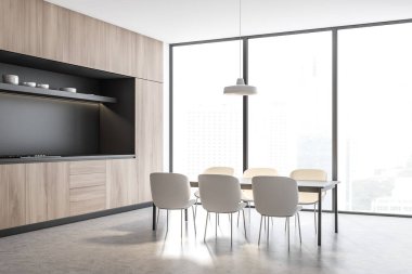 Gri ve ahşap mutfak köşesi, sayaç ve masa