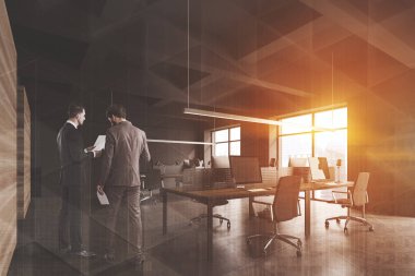 İnsanlar gri açık alan Office