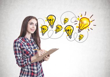 Pano ve onun fikri ile genç kız