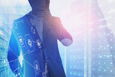 Şehirde düşünceli adam, sunucu ve arayüz