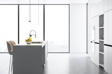 Ada ile beyaz panoramik mutfak iç