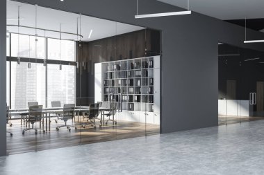 Kitaplıklı gri toplantı odası