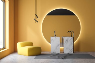 Sarı banyo iç, mermer lavabo ve koltuk