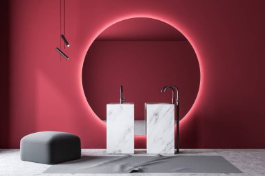 Mermer çift lavabo ile kırmızı banyo iç