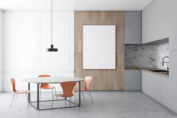 Cozinha branca interior, mesa e cartaz — Fotografia de Stock
