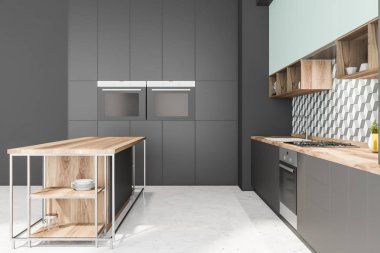 Ada ile gri ve mavi mutfak Yan görünümü