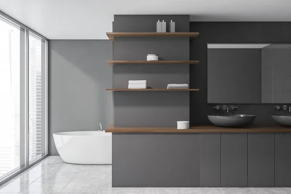 Elegante gris baño panorámico interior — Foto de Stock
