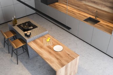 Bar ile gri mutfak üst görünümü