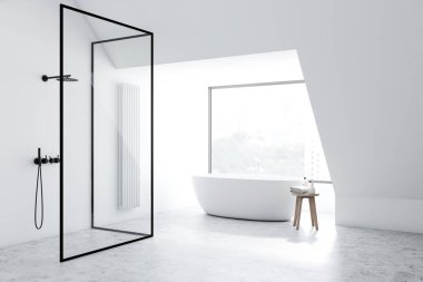 Beyaz banyo köşesi, küvet ve duş