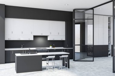 Bar ve kapılı koyu gri mutfak