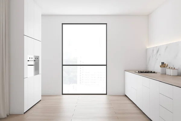 Białe i marmurowe poddasze kuchnia wnętrze — Zdjęcie stockowe