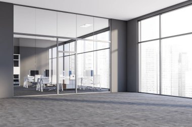 Geniş gri açık alan ofis salonu