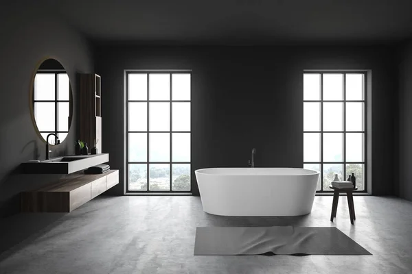 Salle de bain loft gris intérieur avec baignoire et lavabo — Photo