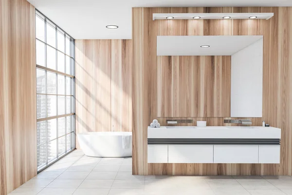 Luxo parede de madeira interior do banheiro — Fotografia de Stock