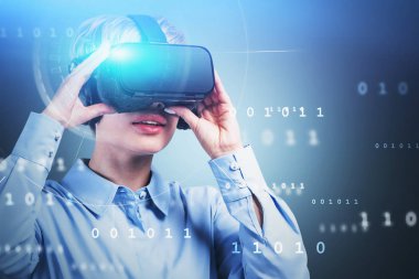 VR kulaklı kadın, ikili sayı Hud