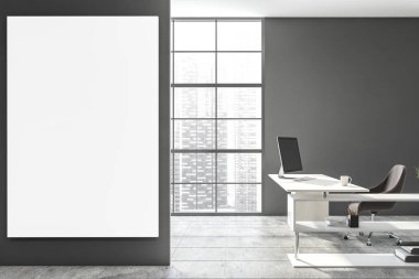 Gri yönetici ofis işyeri posterli