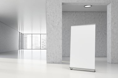 Beyaz ofis binasında dikey afiş