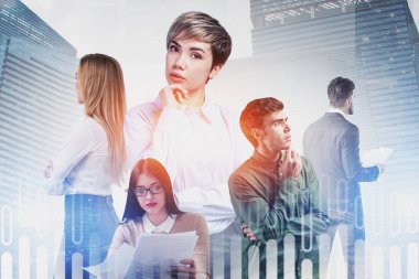 Şehirdeki düşünceli genç iş adamları.