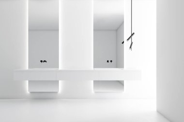 Çift lavabolu minimalist beyaz banyo.
