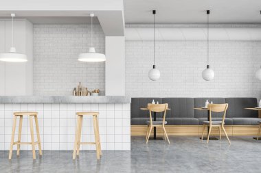 Kanepenin içi beyaz tuğladan.