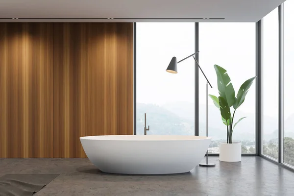Interieur Eines Modernen Badezimmers Mit Holzwänden Betonboden Komfortabler Weißer Badewanne — Stockfoto