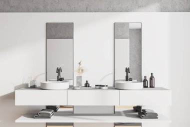Yuvarlak çift lavaboyu, modern banyoda beyaz ve taş duvarlı beyaz rafta duran iki dikey aynayla kapatın. 3d oluşturma