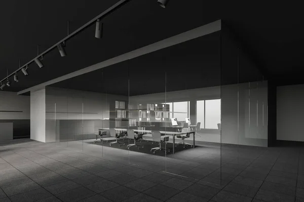 Modern Ofis Toplantı Odasının Köşesinde Koyu Gri Cam Duvarlar Halı — Stok fotoğraf