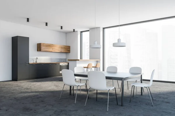 Ecke Der Stilvollen Panoramaküche Mit Weißen Wänden Steinboden Grauen Arbeitsplatten — Stockfoto