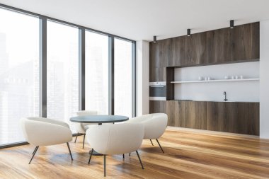 Beyaz duvarlı modern mutfağın köşesi, ahşap zemin, koyu ahşap tezgah, beyaz koltuklu yuvarlak yemek masası ve bulanık şehir manzaralı pencere. 3d oluşturma